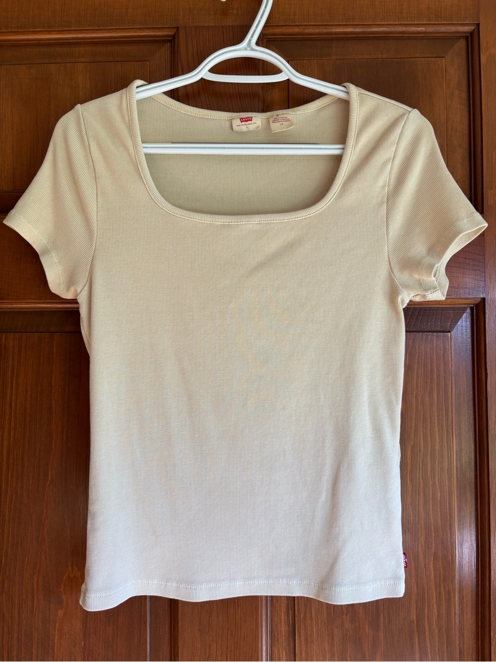 Levi's Women's butter yellow Scoop / square Neck Short Sleeve Tee
